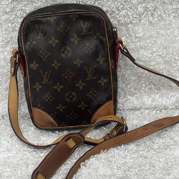 Louis Vuitton Monogram Danube Crossbody Bag - Picture 5 of 16